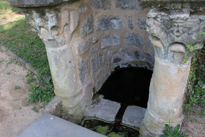 Fontaine Saint Julien