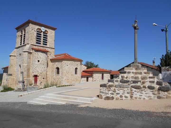 Eglise et croix d'Agnat