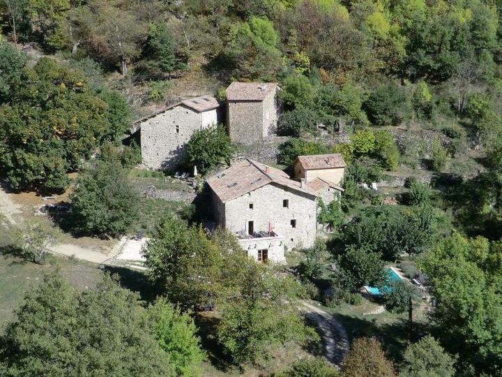 Le hameau du Moulin de Modene